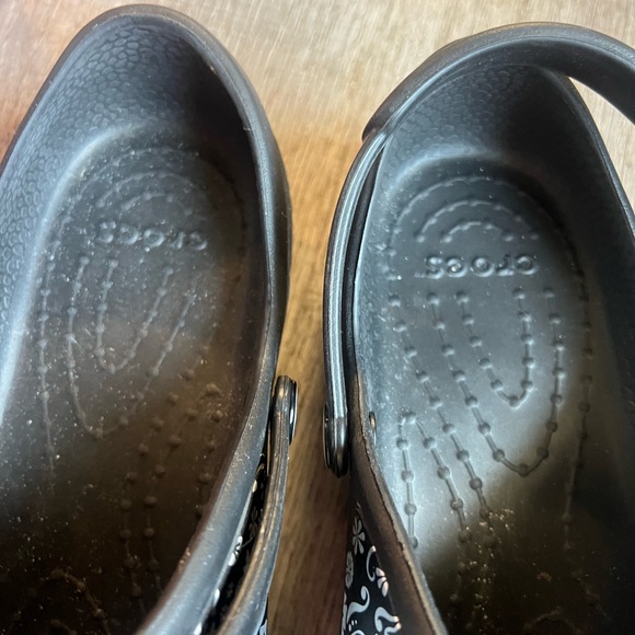 Crocs at Work Women's Mercy Work Clog Size W9 Embroidered Flowers - Picture 7 of 12